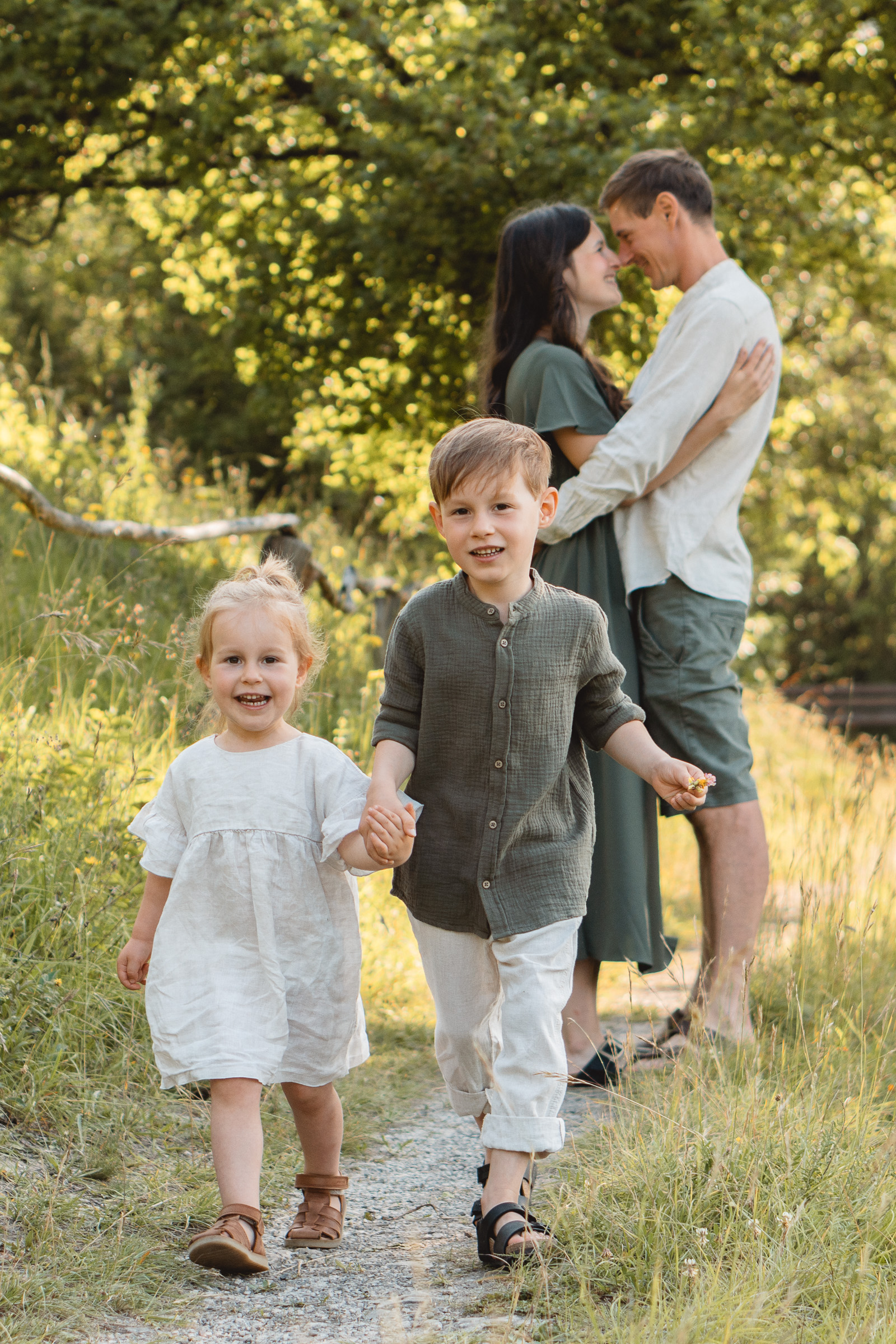 Familienfotografie Jena | Nadine Klippstein – vergissmeinnicht Familienfotografie Jena – authentisches Familienshooting in der Natur mit Nadine Klippstein