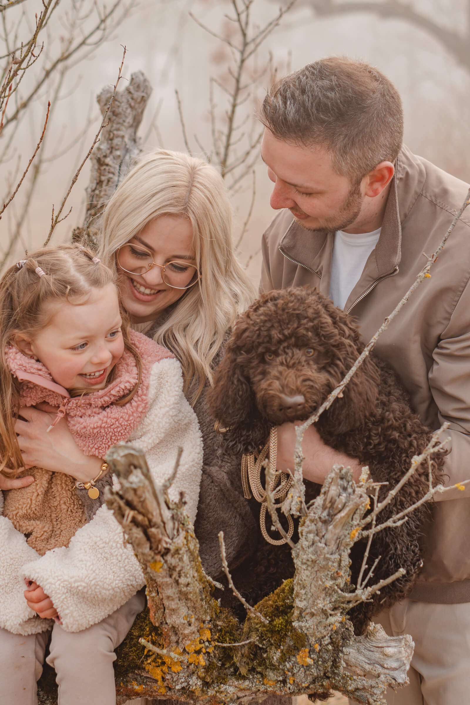 Familienfotografie Jena – authentisches Familienshooting in der Natur mit Nadine Klippstein